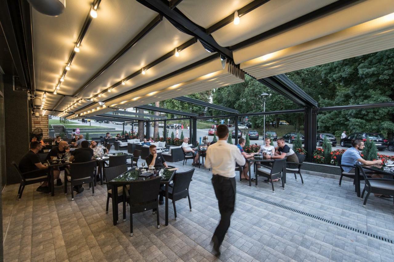 Hotel Fontana Vrnjacka Banja Luaran gambar